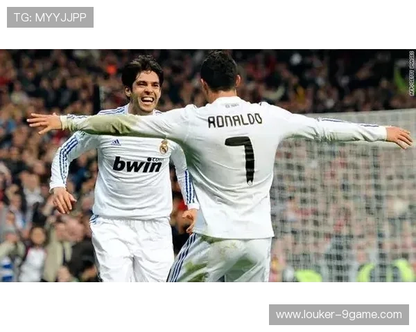 能在足球球星卡中拆出C罗吗揭秘球星卡背后的稀有卡片价值