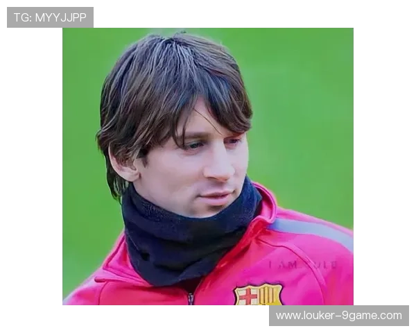 足球场上不幸离世的传奇球星及其悲剧背后的深刻意义